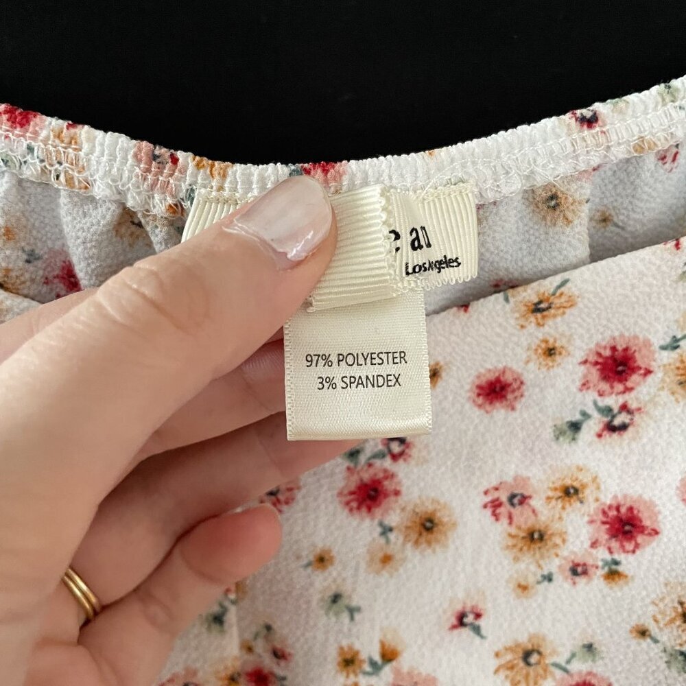 Monteau red and yellow‎ floral frilly crop top women's size small cinched waist - Picture 5 of 8